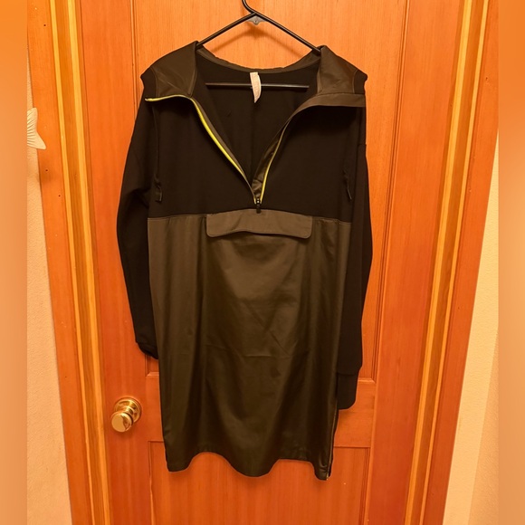 ATHLETA Radiant Hybrid Hoodie Pullover Dress - Picture 3 of 9
